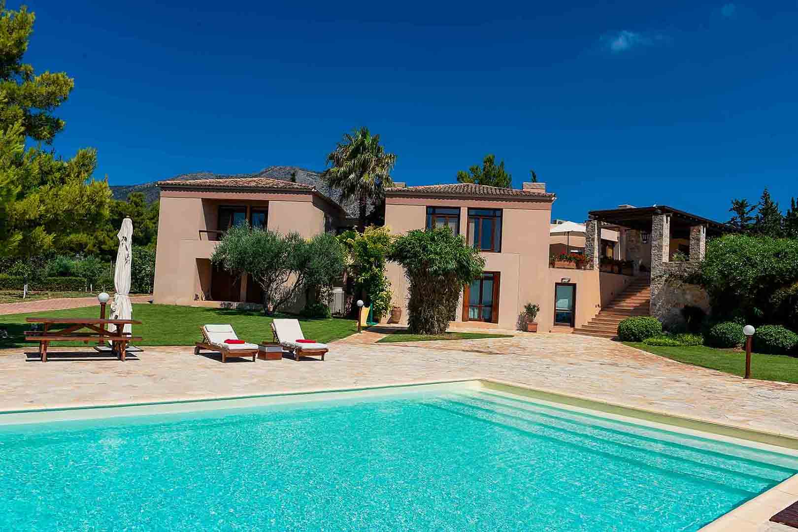 VILLA PAIANIA